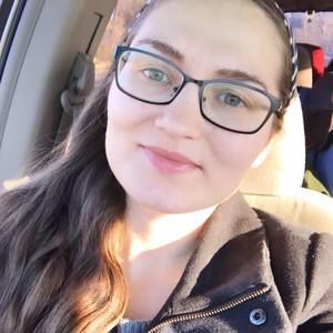 Meet your Posher, Nadia